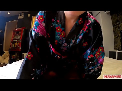 ❤️ Jong cosplay famke hâldt fan seks oant orgasme mei in spuit yn in hynstefrou en in blowjob. Aziatyske famke mei hierige kut en prachtige tieten yn tradisjoneel Japansk kostúm yn amateurfideo dy't masturbaasje toant mei neukboartersguod. Sakura 3 OSAKAPORN. ️ Porno by wy