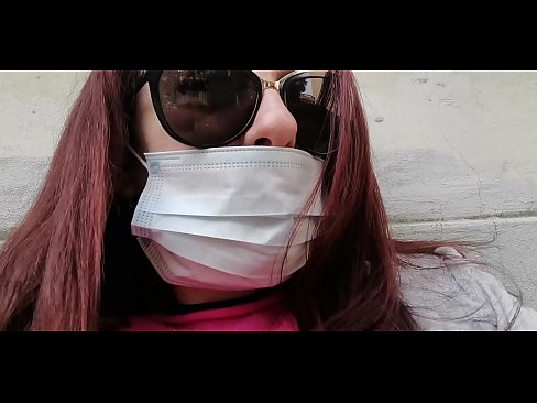❤️ Nicoletta krijt wraak op har buorman en plas yn syn garaazje (Special Covid19 Italian Quarantine) ️ Porno by wy