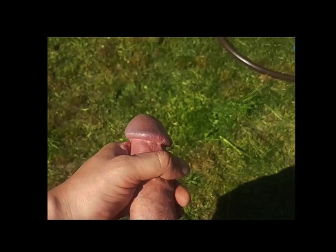 ❤️ Hottie krijt har rôze kut neukt en komt mei in spuit yn in simmertún ️ Porno by wy