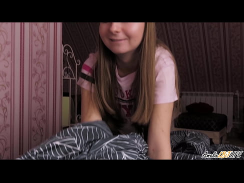 ❤️ Blondie sûget har BFF's djip en krijt cum yn 'e mûle ️ Porno by wy